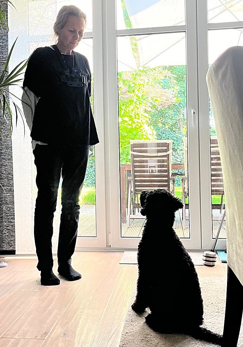 Elsa und ich konzentriert